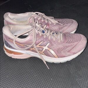 Asics Women's Pink Running Shoes W9.5